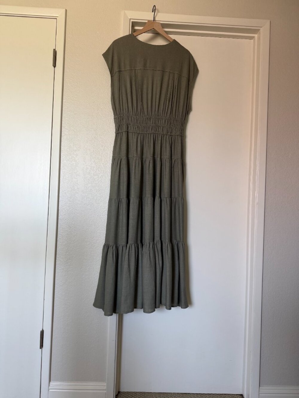 Beautiful XL Olive Green LUCKY Brand linen blend maxi dress - Picture 2 of 6
